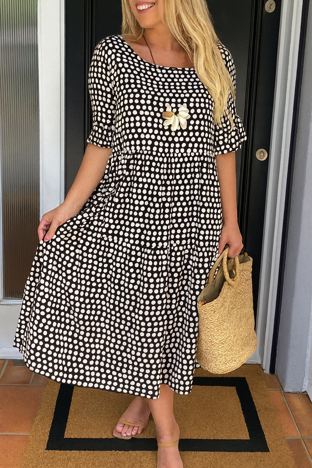 Iris | Robe Midi à Manches Courtes Sable