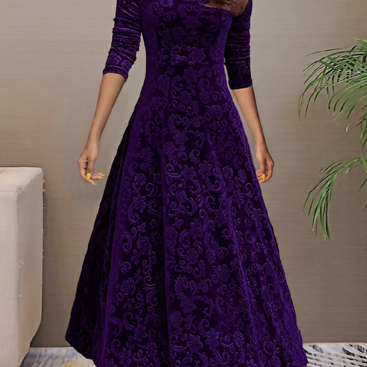 Denise | Robe d'Élégance en Velours de Fête