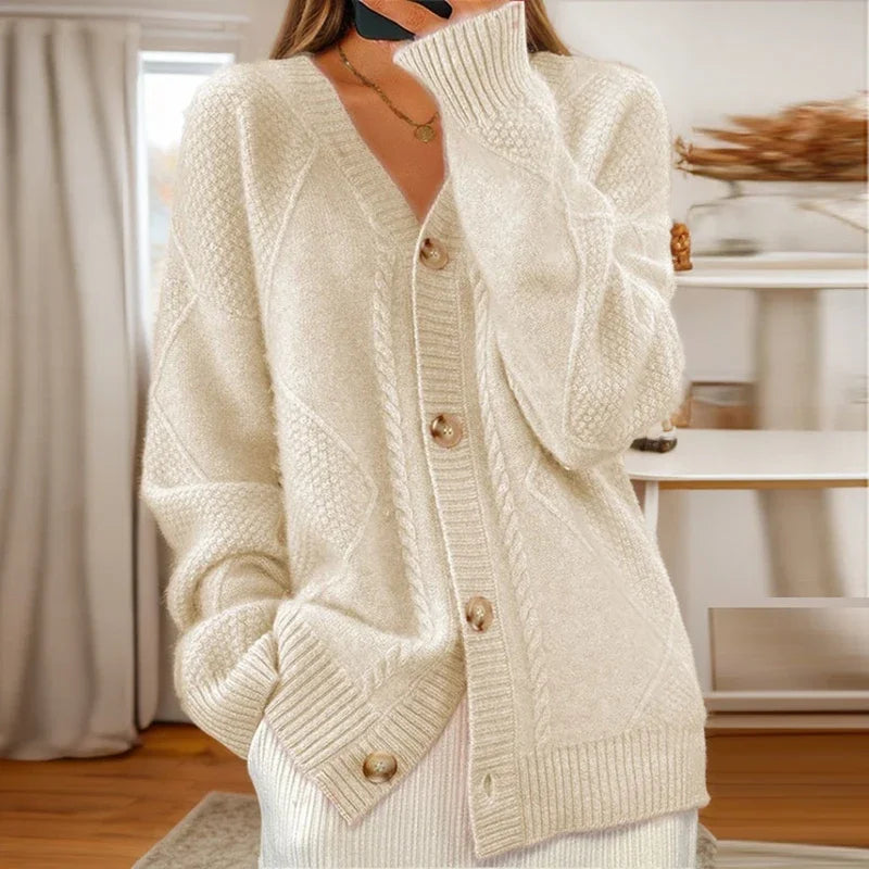 Éloise | Cardigan en Tricot à Câbles