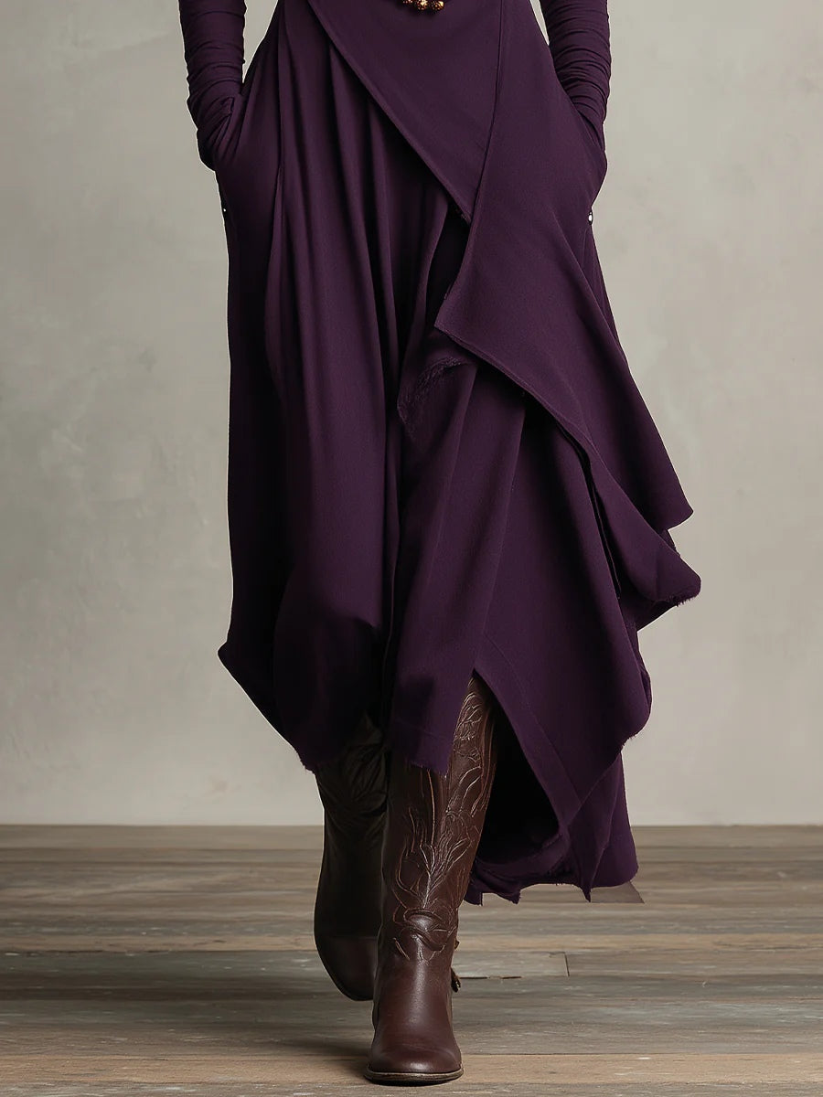 Giorgia - Robe Maxi Plissée Asymétrique en Violet avec Col Montant (Collier non inclus)