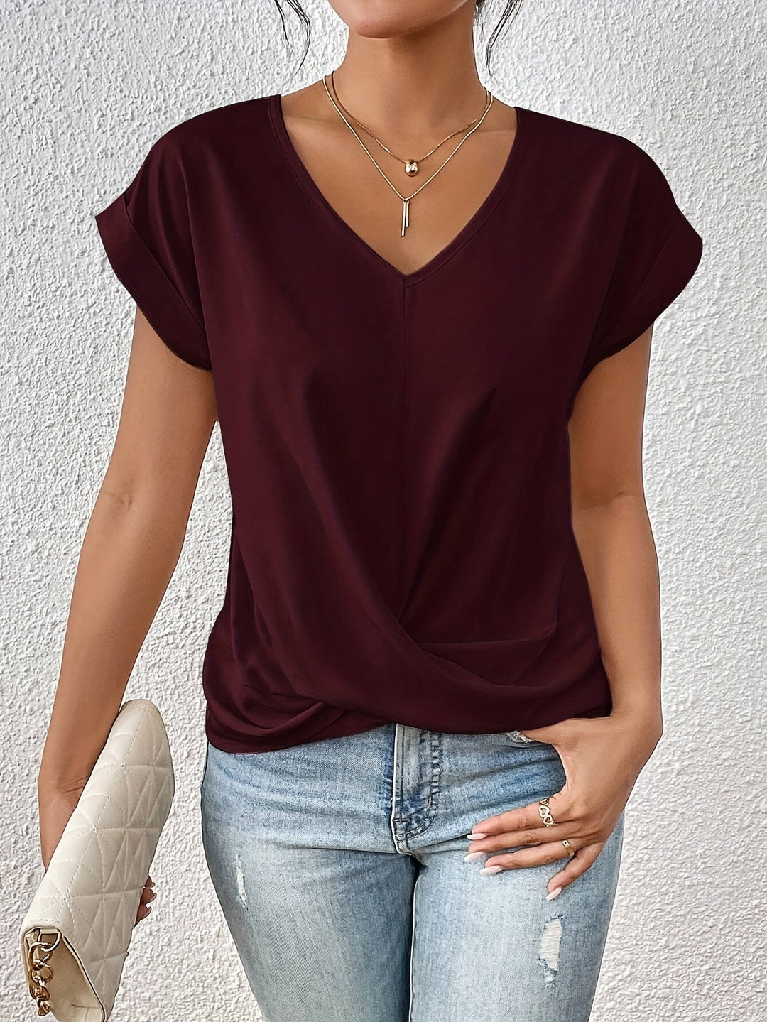 Clea | T-shirt à encolure sweetheart décontracté